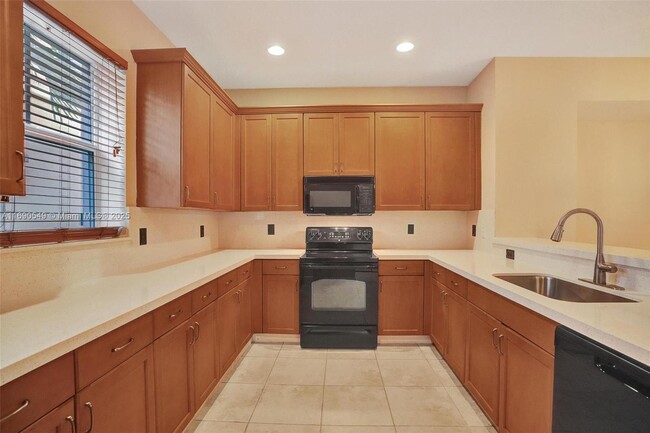 Photo - 1033 NE 17th Way Townhome