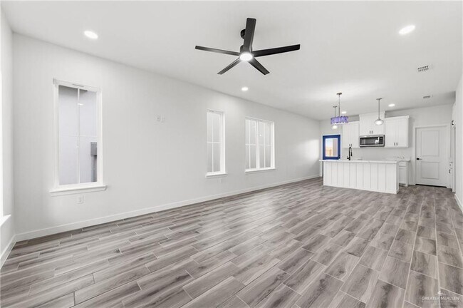 3221 Juan Castillo Ave