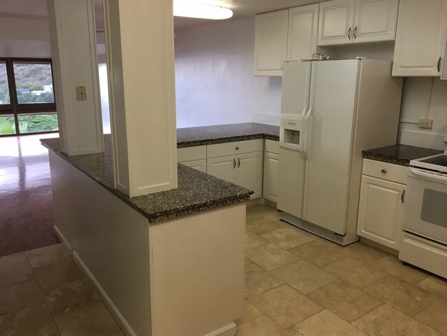 Photo - 521 Hahaione St Unidad 2-13D