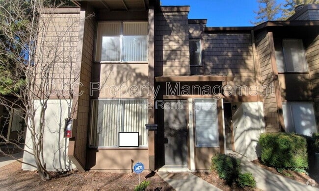 Building Photo - 3625 Larchmont Square Ln Rental