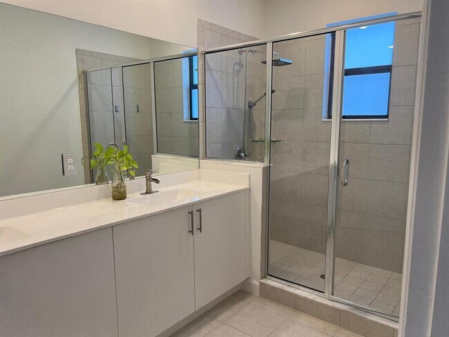 Photo - 256 SW 159th Ter