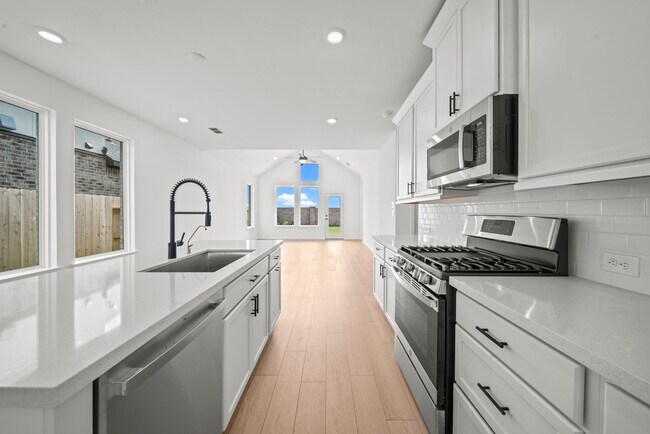 Photo - 21643 Lampeter River Ln