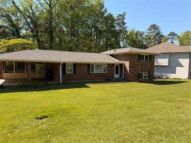 Photo - 1395 Siesta Ln