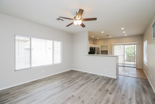 Photo - 7660 E Baltimore St