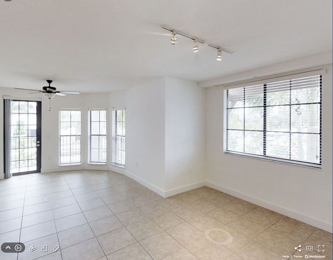 Photo - AMLI Toscana Place Apartments