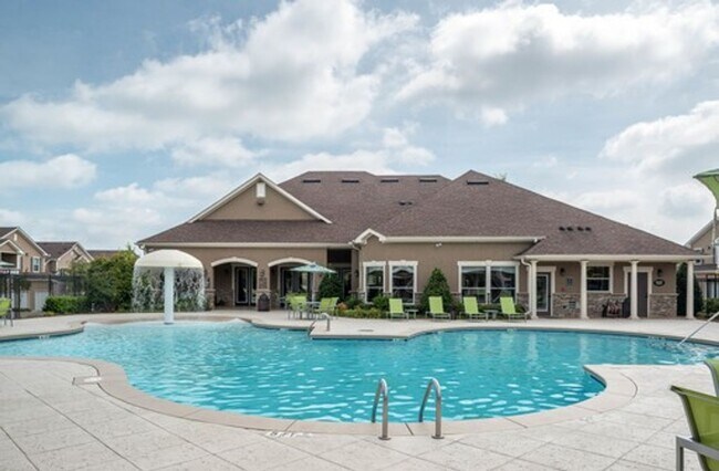 Photo - Carrington Park Apartments