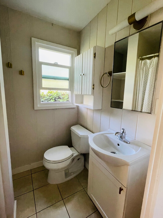 Photo - 31622 Coast Hwy Unidad B