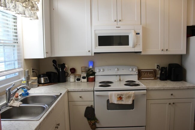 Photo - 1025 Carolina Rd