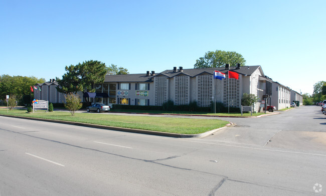Lancaster Apartments - Lancaster Apartments