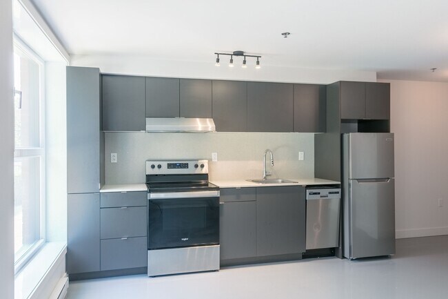 Photo - Marie Anne Lofts