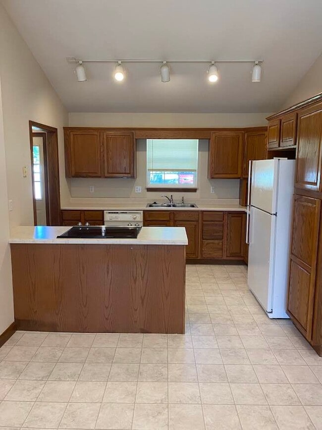 Photo - 2925 E Shetland Dr Unit 2925 Buckskin