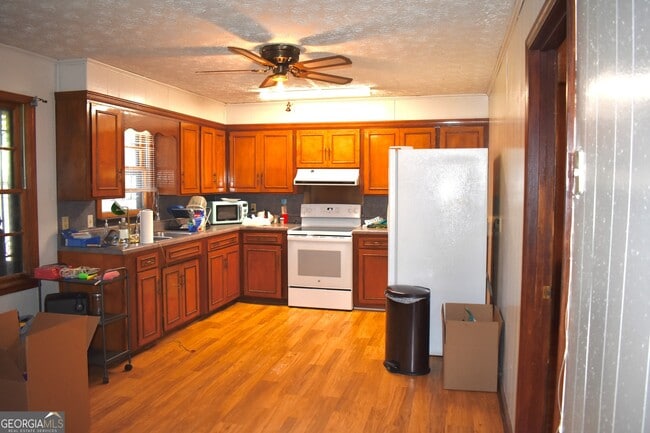Photo - 148 Upson St