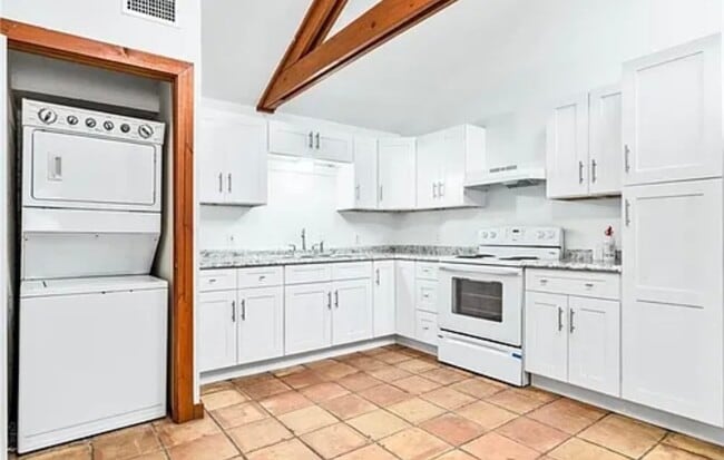 Photo - 2900 Cole Ave