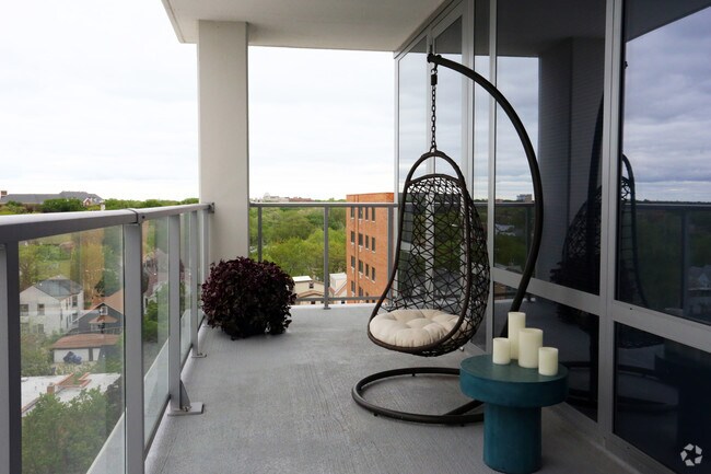 2 BR, 2 BA - patio - E2 Apartments
