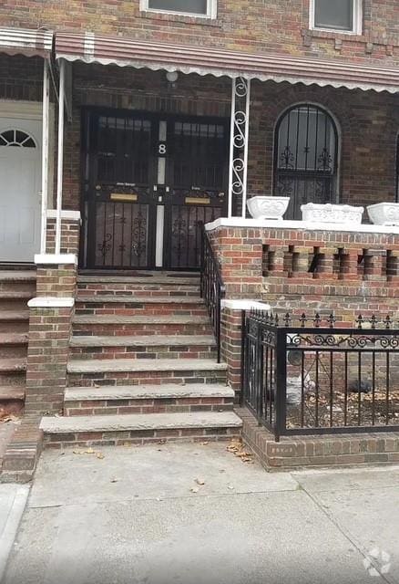 Building Photo - 8 E 95th St Rental
