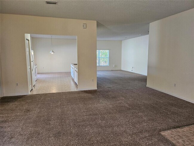 Photo - 27 Red Top Ln