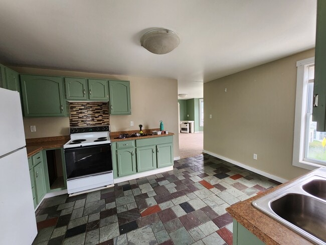 Photo - 18 High St Unit 2