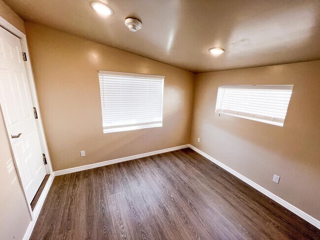 Photo - S105 2 Bed 2 Bath in Hildale *utilities included*