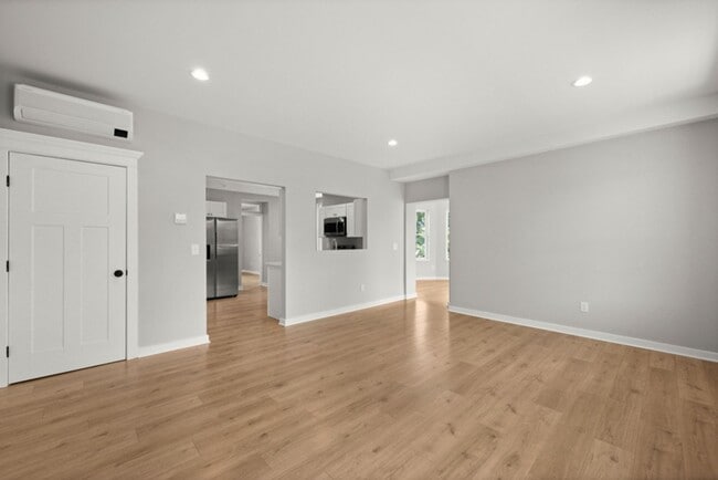 Photo - 14 Dock St Unit 3E