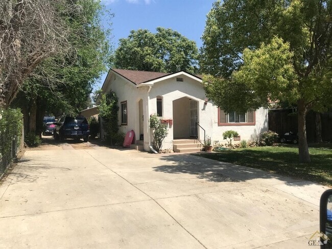 Building Photo - 122 Highland Dr Rental