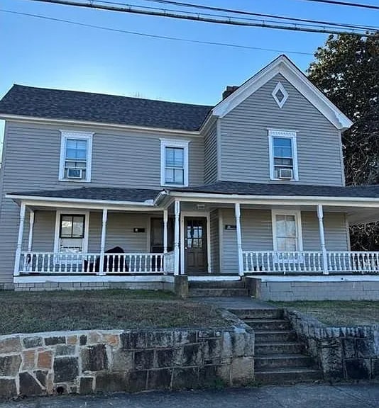 Building Photo - 927 S Jackson St Rental