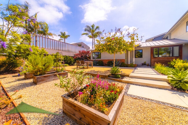 Photo - 616 Hymettus Ave