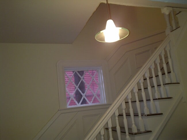 Photo - 5 Murdock Ter