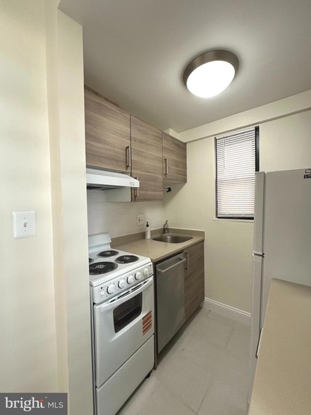 Photo - 2141 I St NW Unit 412