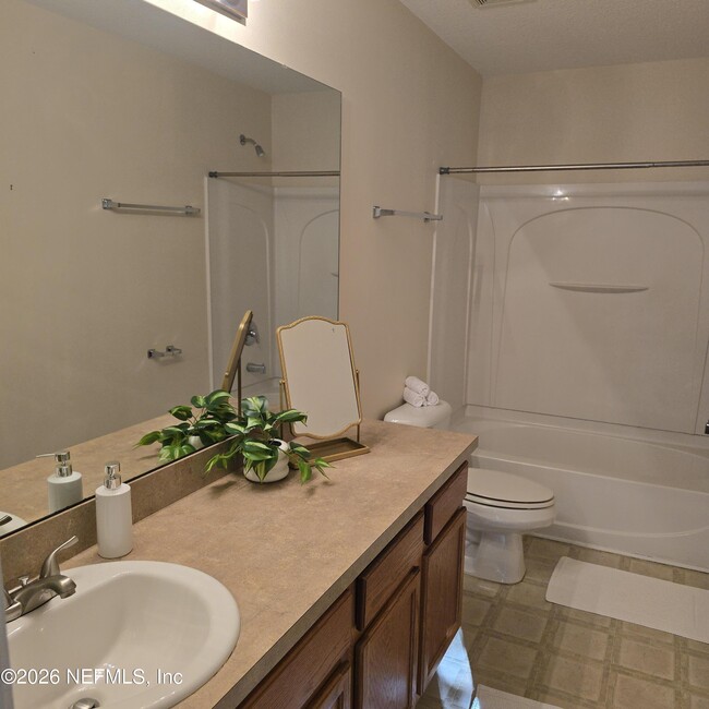 Photo - 1500 Calming Water Dr