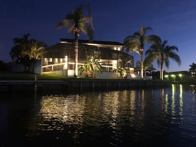 Photo - 1585 Sykes Creek Dr