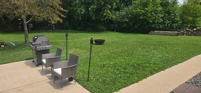 Photo - 270 S Riverside Dr