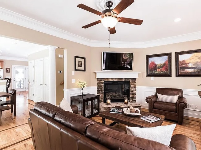 Photo - 1292 Atlantic Dr NW