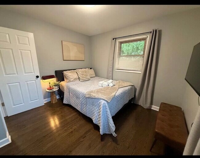 Photo - 436 Springhill Dr