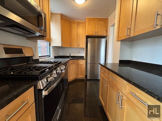 Photo - East 79th Street Unit 8W