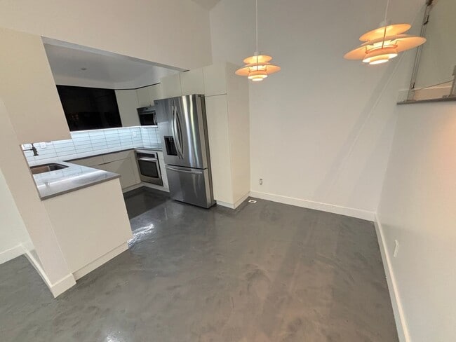 Photo - Clean 2 bedroom condo located near downtown Fullerton