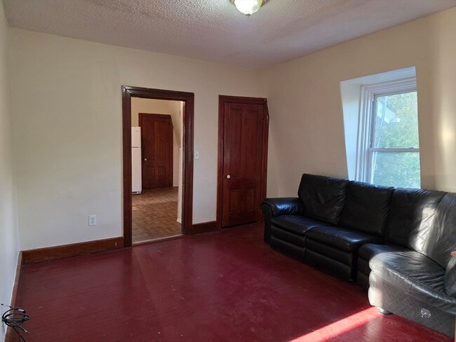 Photo - 4 Home St Unidad 3