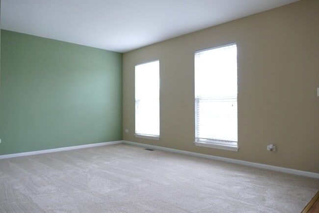 Photo - 2832 Skylane Dr