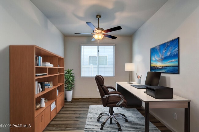 Photo - 175 N Village Way