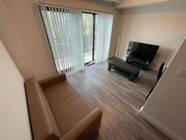 Photo - 652 Princess St Unit 401