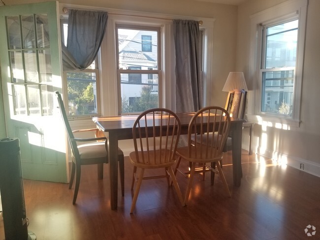 Building Photo - 61 Hooker St Unit #61 Rental