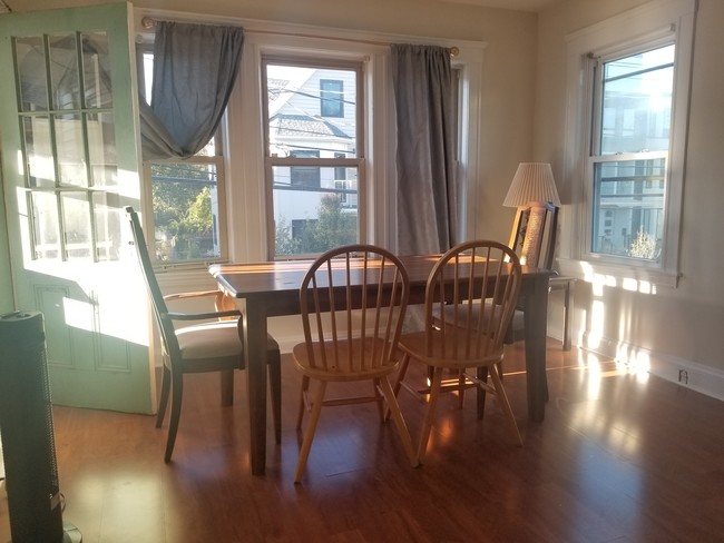 Building Photo - 61 Hooker St Unit #61 Rental