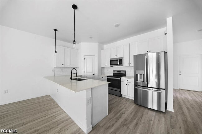 Photo - 528 SE 6th St