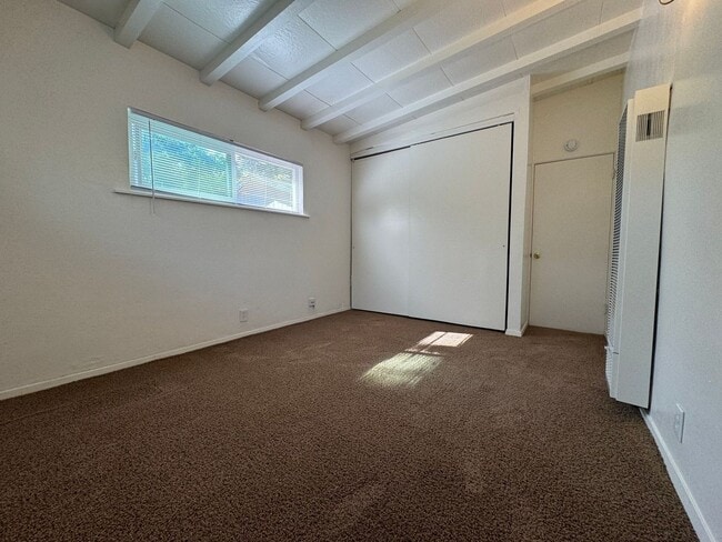 219-221 N Curry St Unit 219