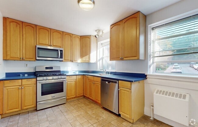 Building Photo - 461 Arborway Unit 2 Rental