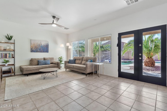 1231 E Canyon Trail