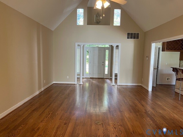 Photo - 11809 Hogans Alley