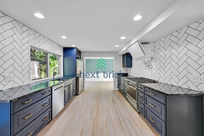 Photo - Stunning 5-Bedroom Home in Bellevue’s Top School District!
