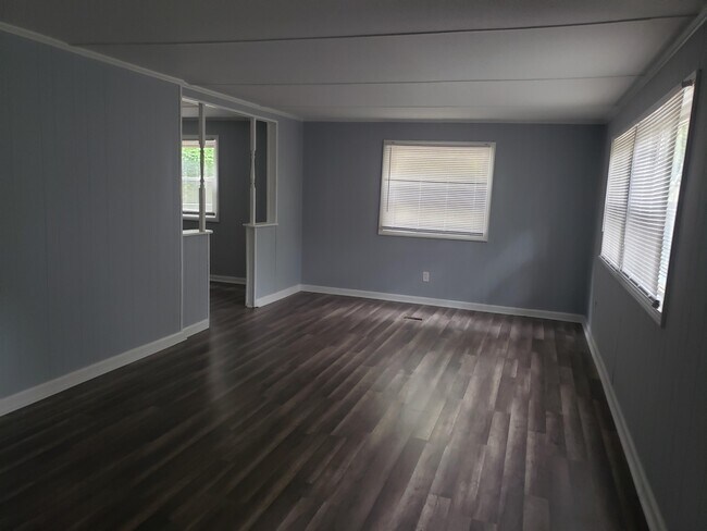 Photo - 1655 Jersey Dr