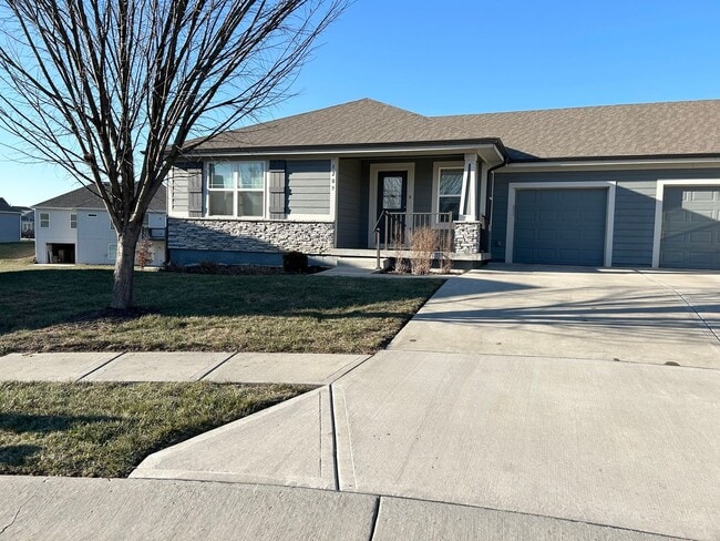 Photo - 2 Bed 1 Car Attached Villa with Unfinished Basement