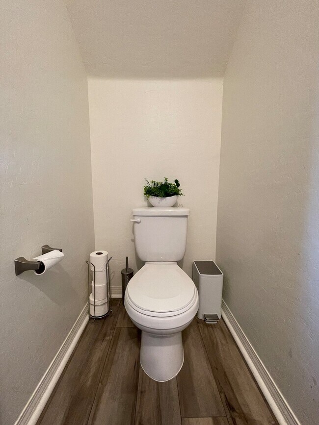 Photo - 4938 Amberlyn St